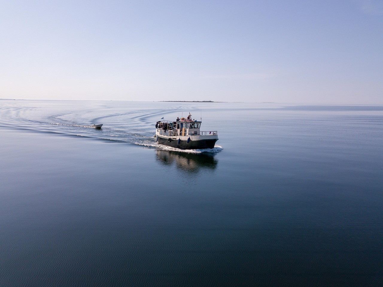 boat, sea, peilityyni, nature, blue sky, water, sky, blue, holiday, summer, waters